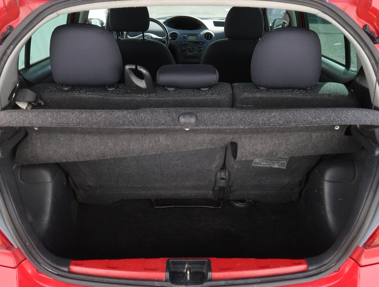 2006 Toyota YARIS - 19