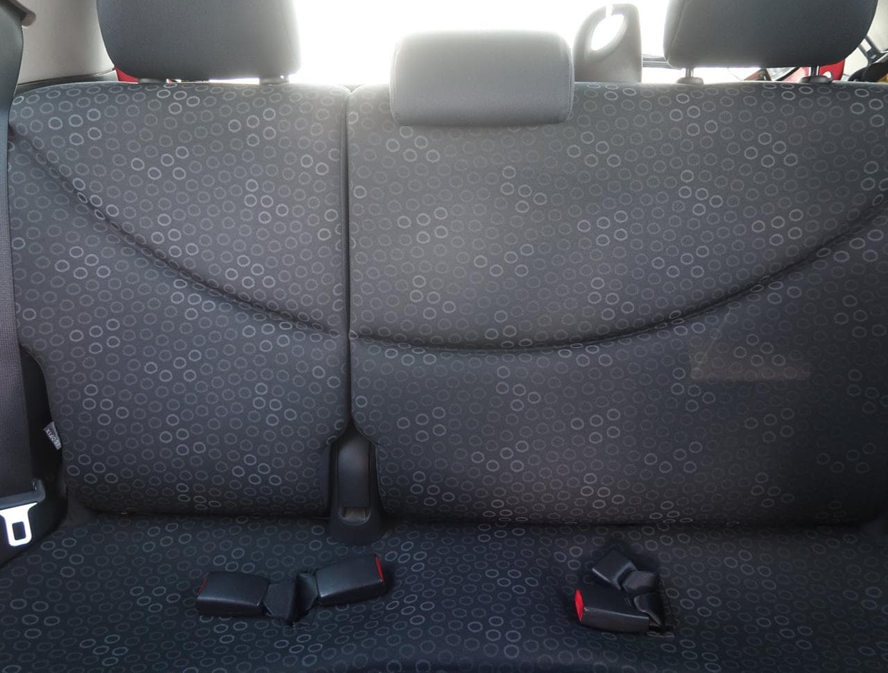 2006 Toyota YARIS - 14