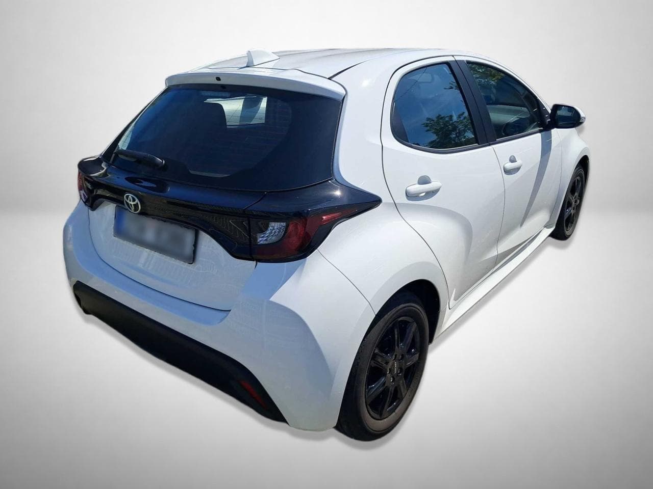 2023 Toyota YARIS - 2