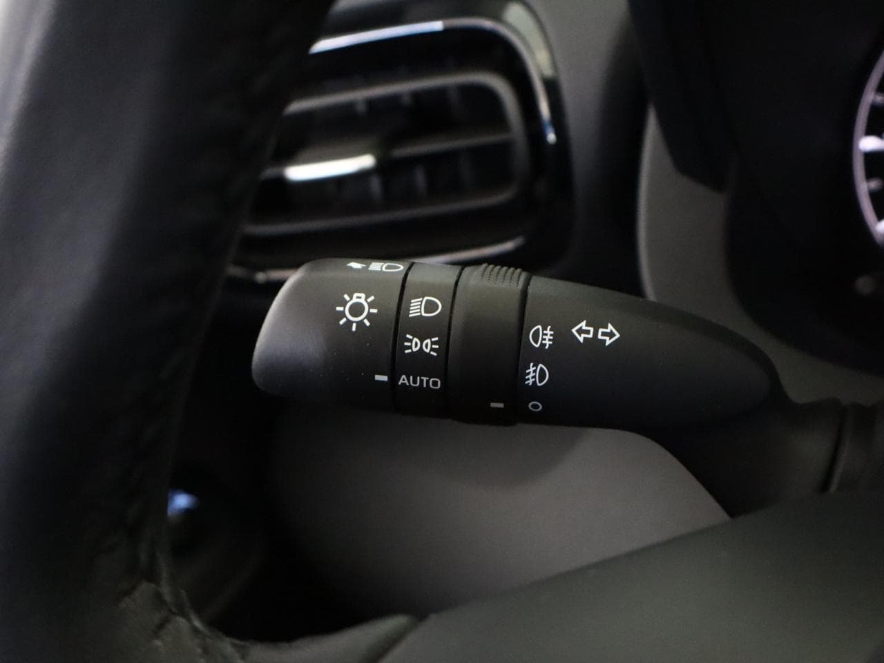 2023 Toyota YARIS - 20