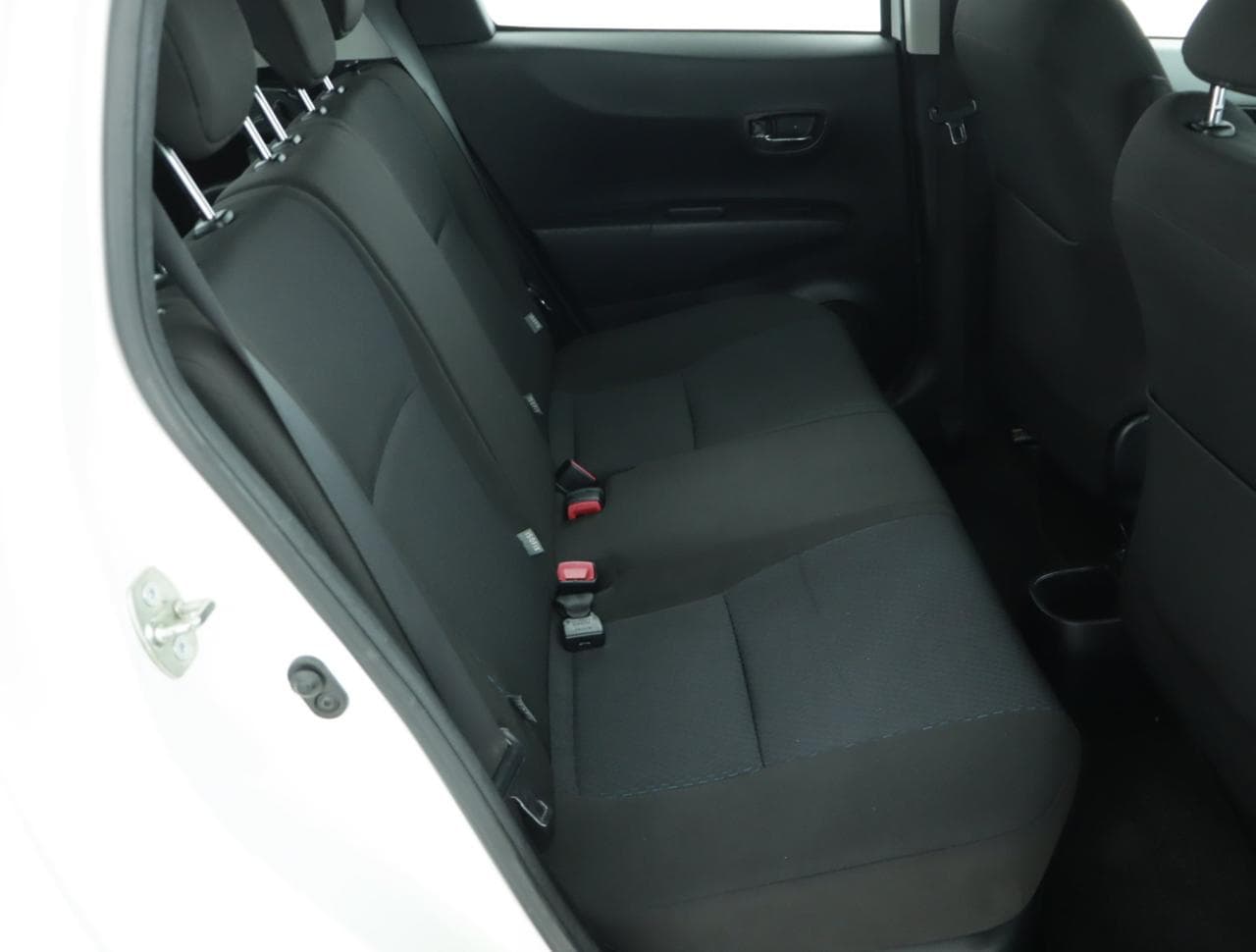 2012 Toyota YARIS - 13