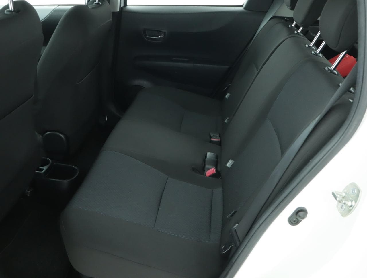 2012 Toyota YARIS - 15