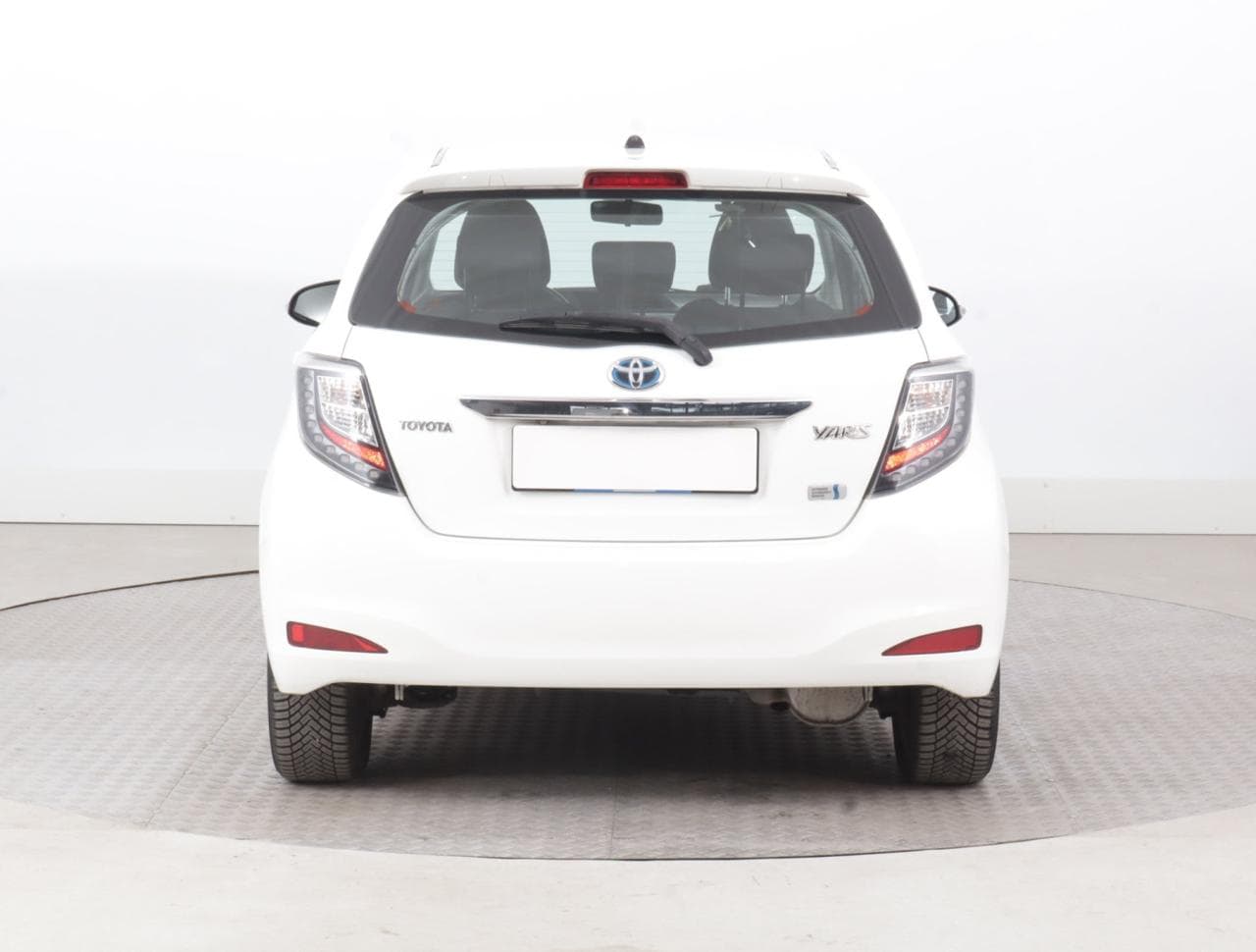 2012 Toyota YARIS - 6