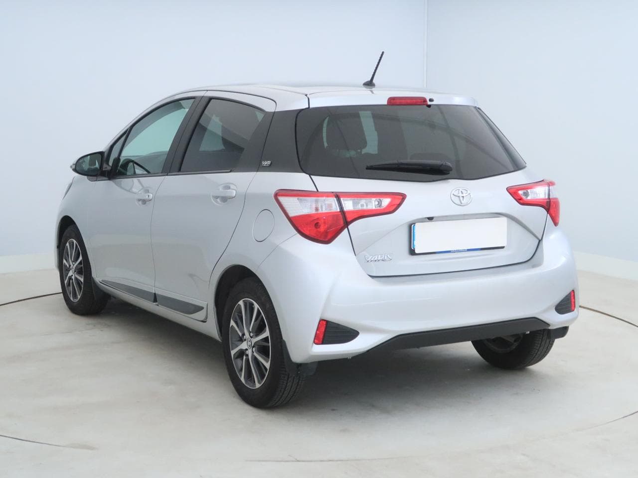 2020 Toyota YARIS - 5