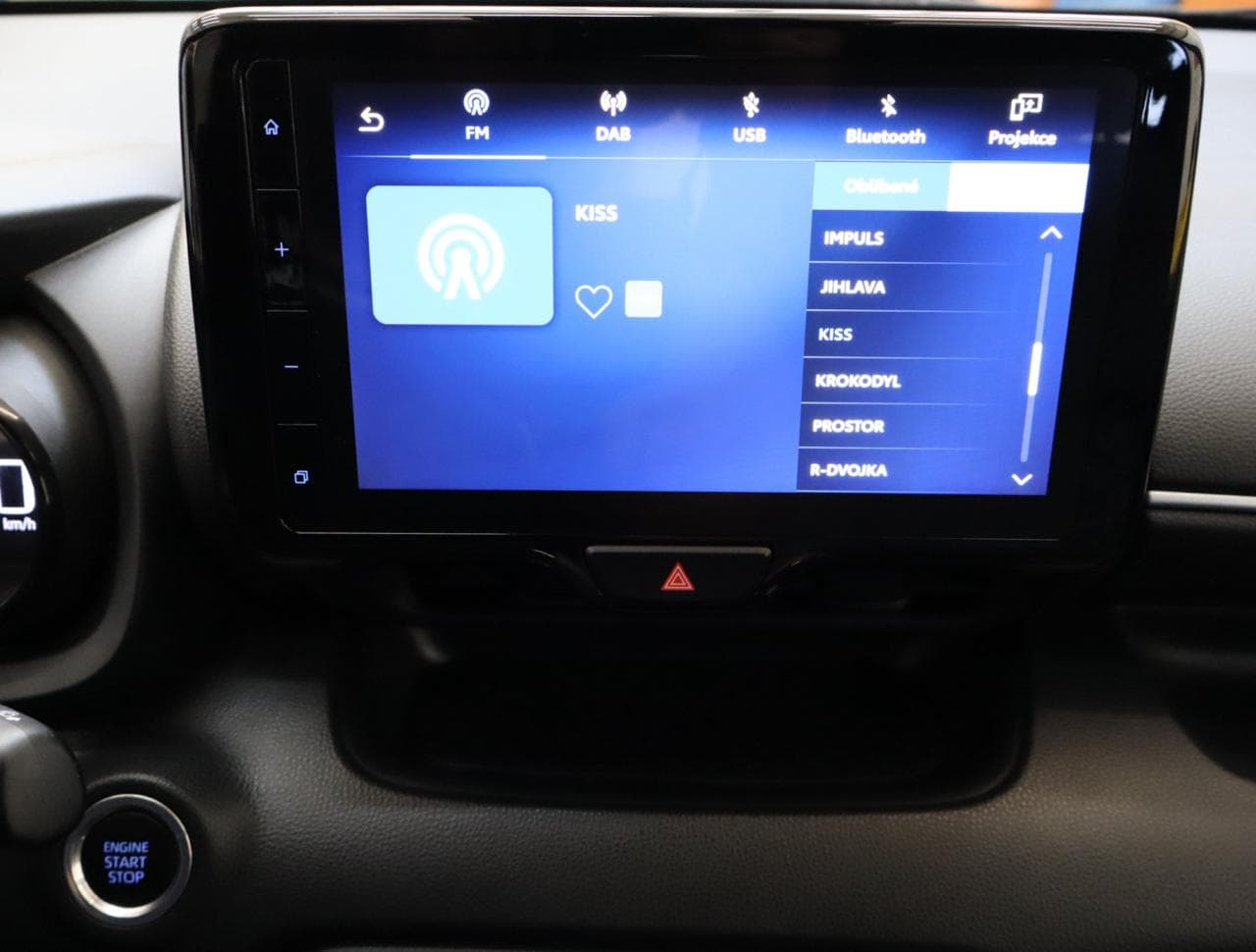 2022 Toyota YARIS - 28