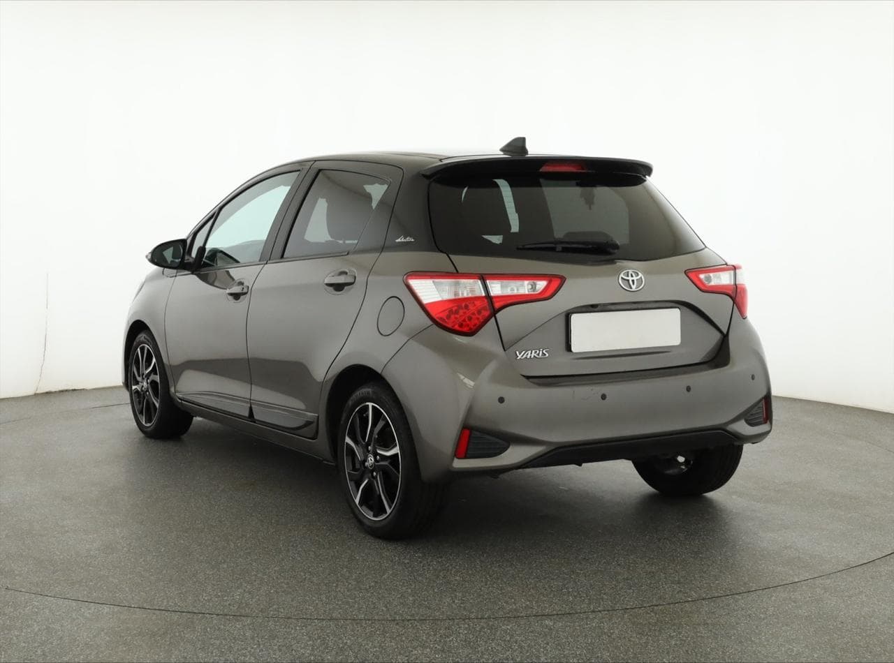 2018 Toyota YARIS - 5
