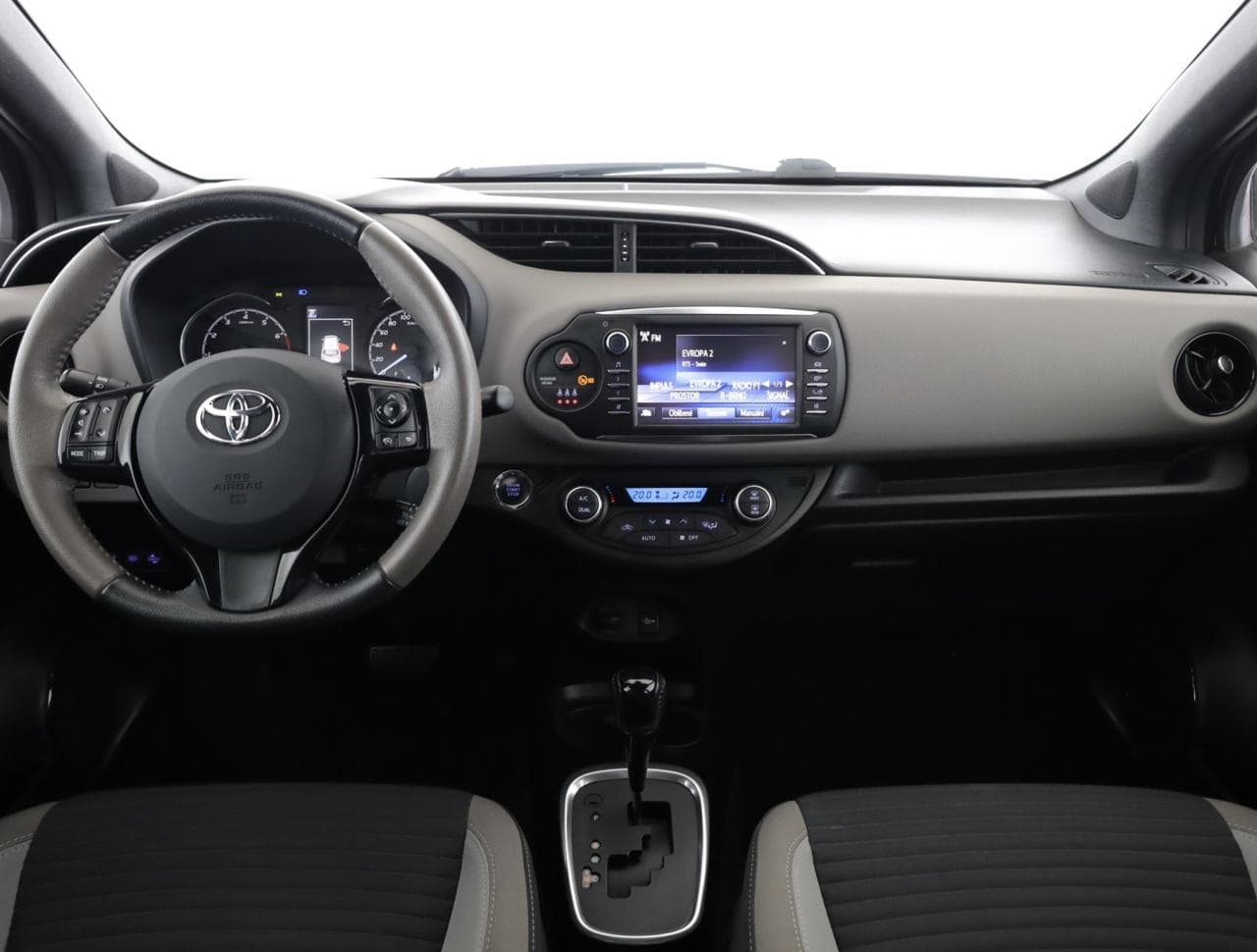 2018 Toyota YARIS - 9