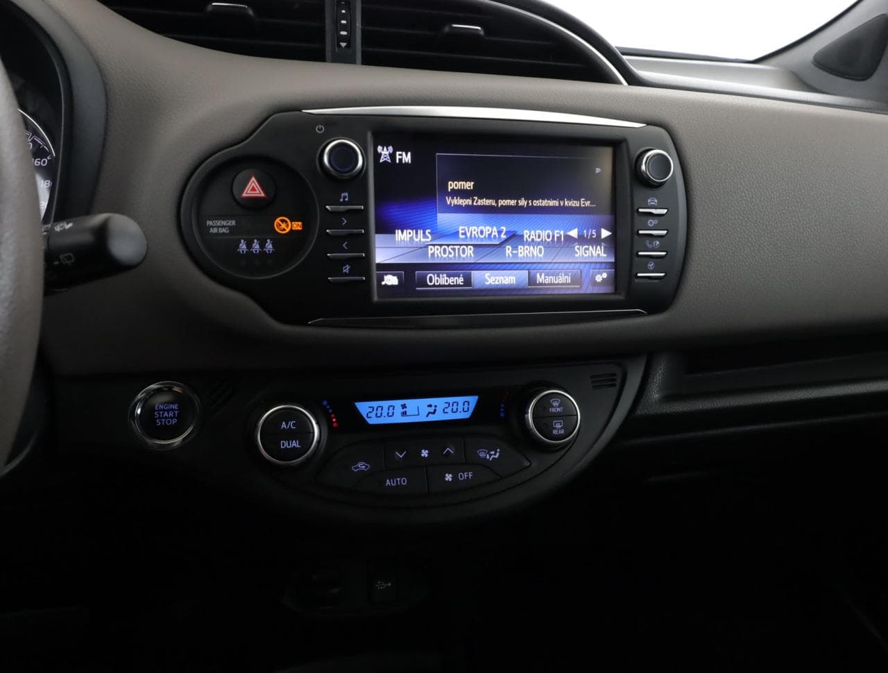 2018 Toyota YARIS - 16
