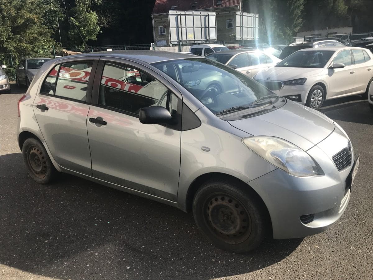 2008 Toyota YARIS - 3