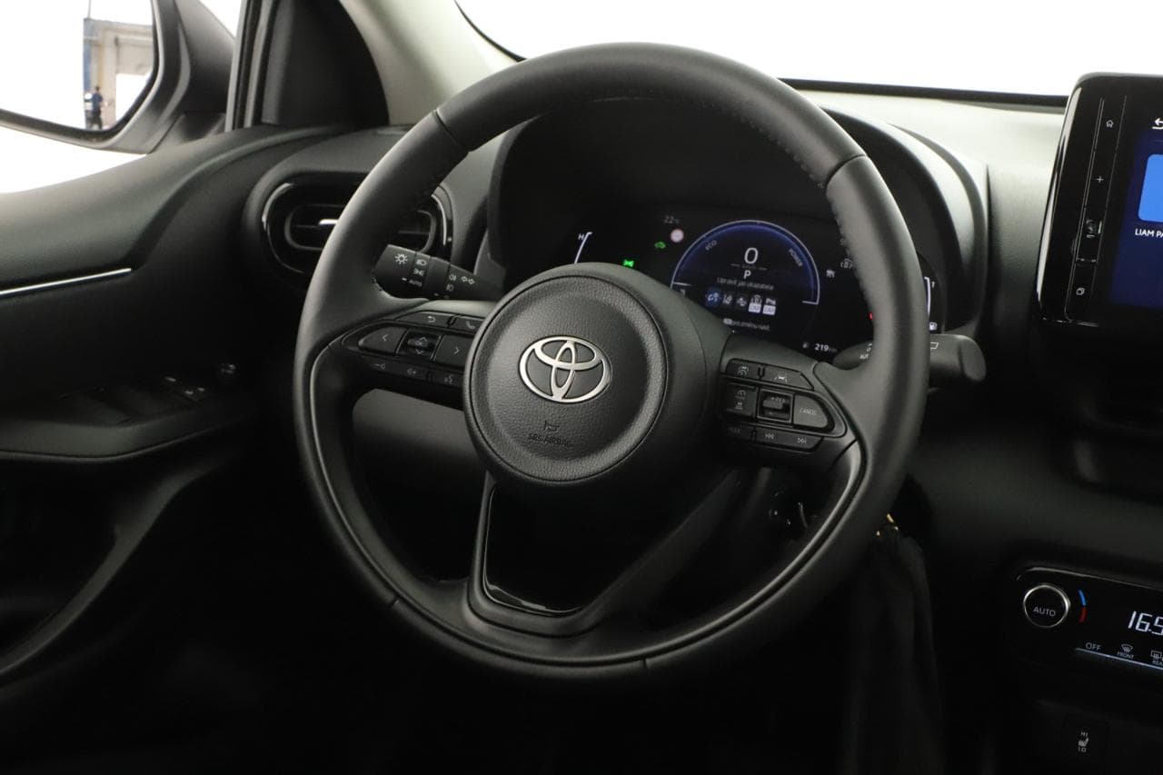 2026 Toyota YARIS - 22