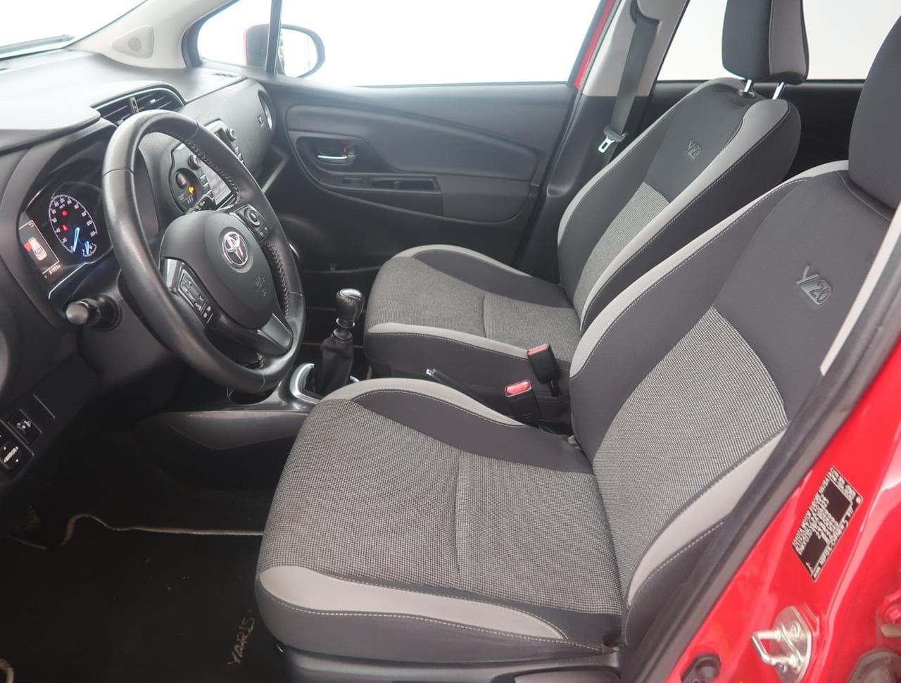 2019 Toyota YARIS - 44
