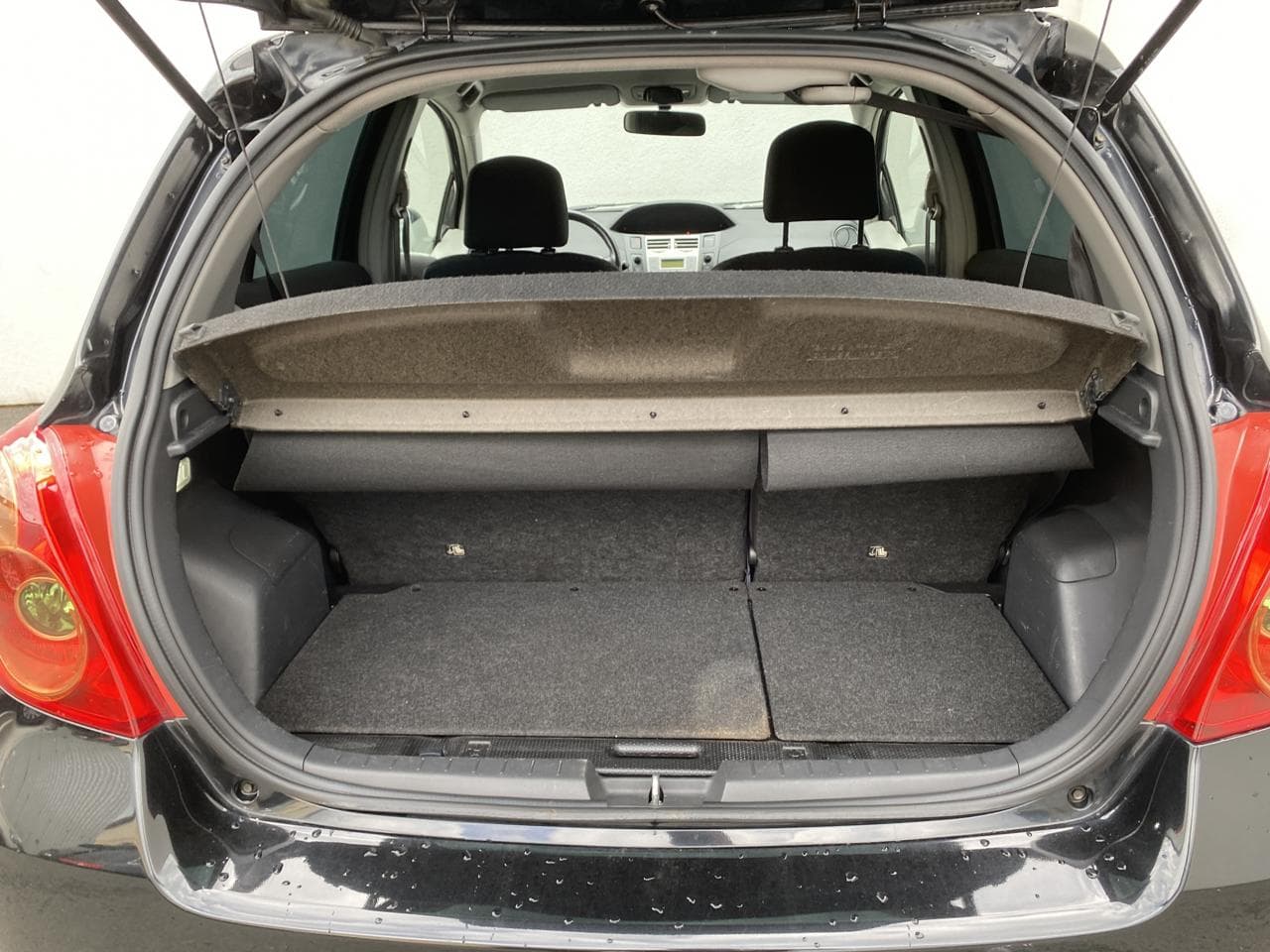 2007 Toyota YARIS - 9