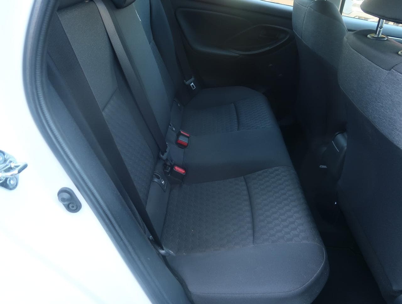 2022 Toyota YARIS - 13