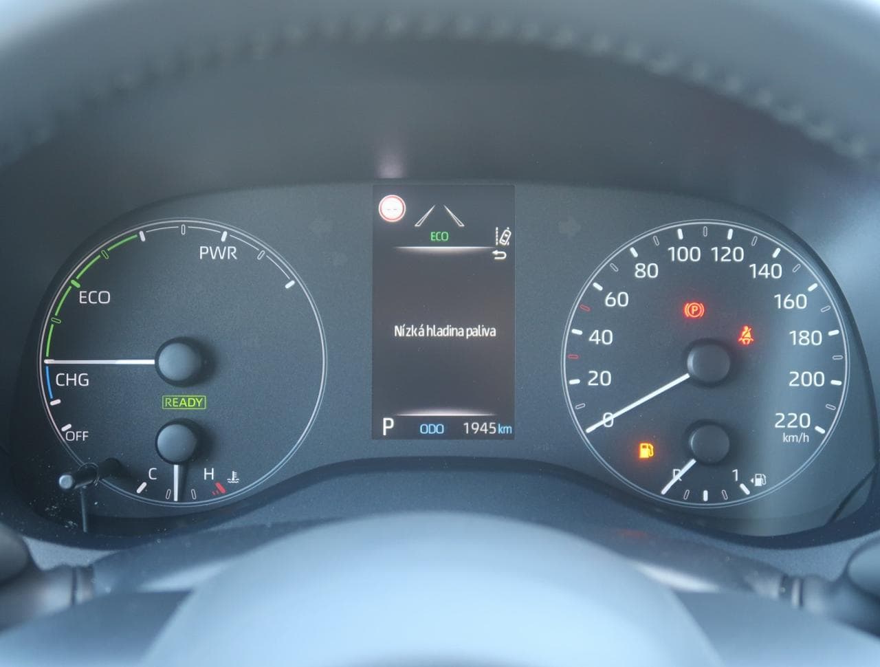 2022 Toyota YARIS - 17