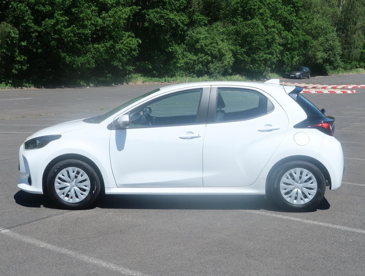 2022 Toyota YARIS - 4