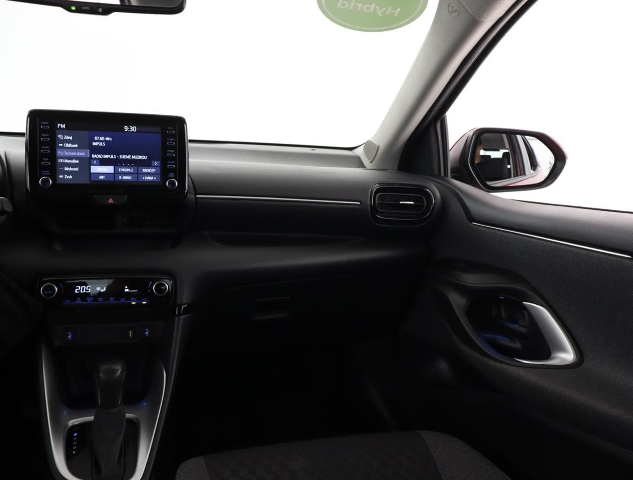 2022 Toyota YARIS - 21