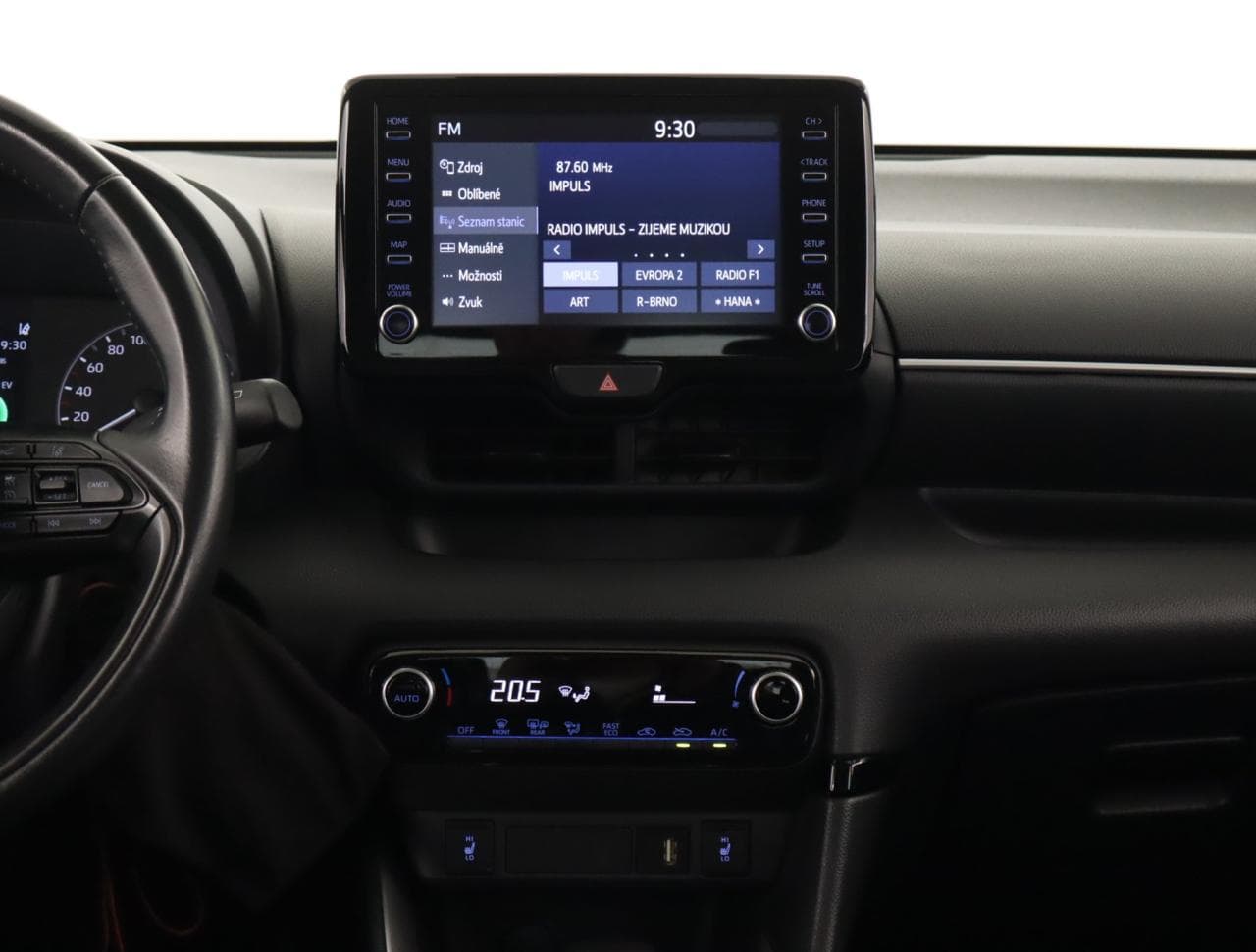 2022 Toyota YARIS - 34