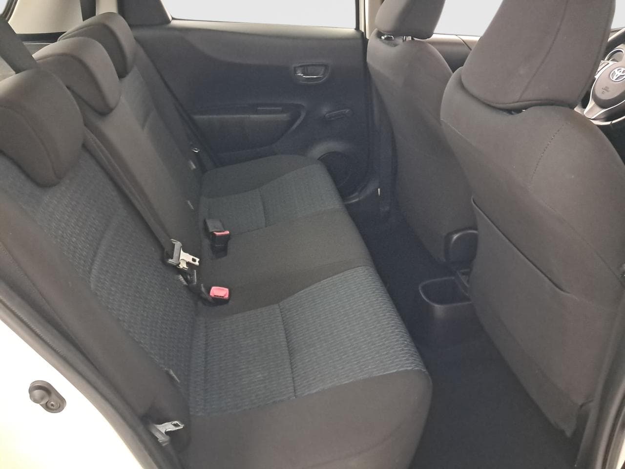 2012 Toyota YARIS - 21