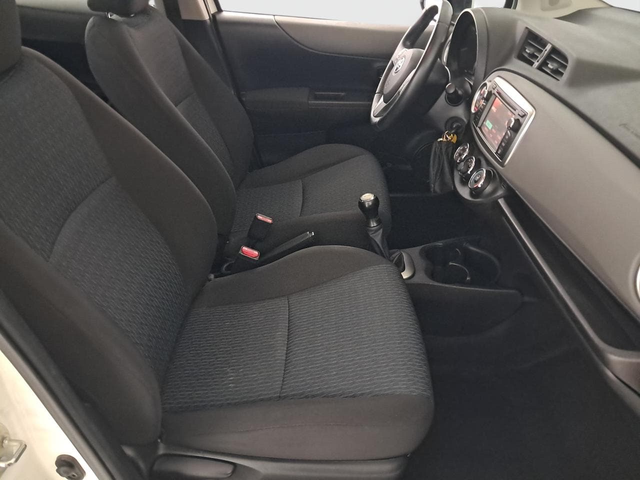 2012 Toyota YARIS - 19