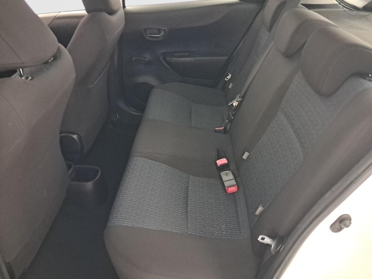 2012 Toyota YARIS - 25