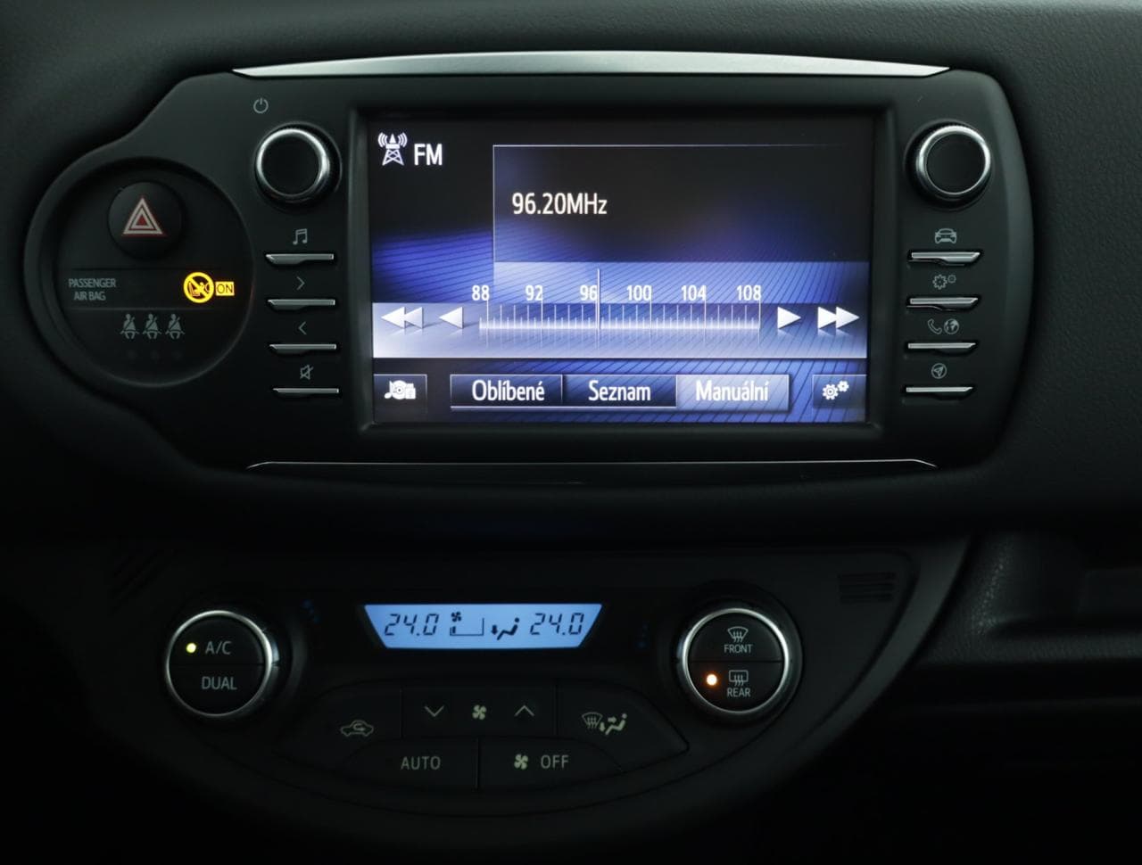 2018 Toyota YARIS - 31