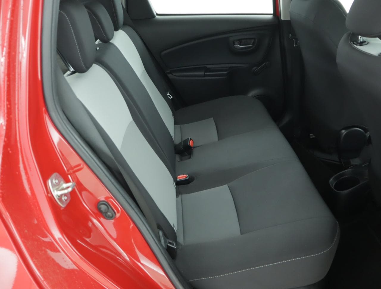 2018 Toyota YARIS - 22