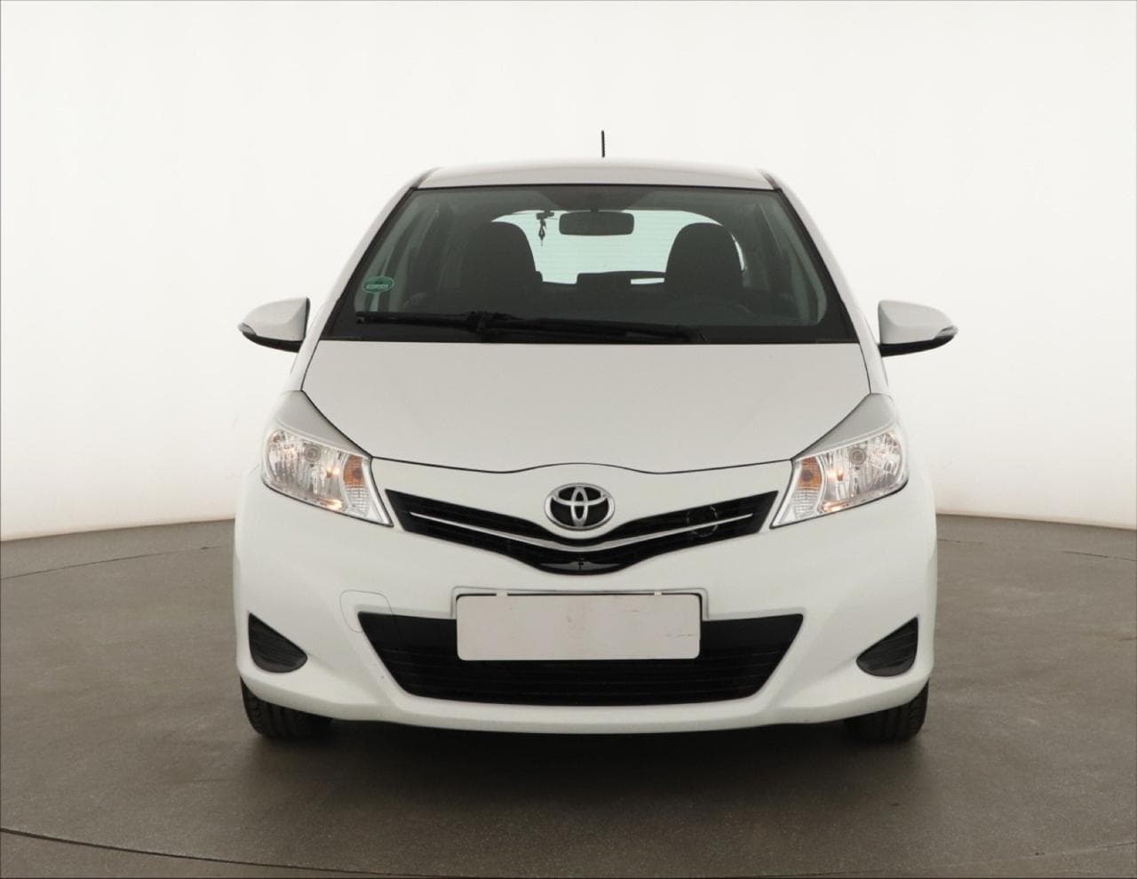 2013 Toyota YARIS - 3
