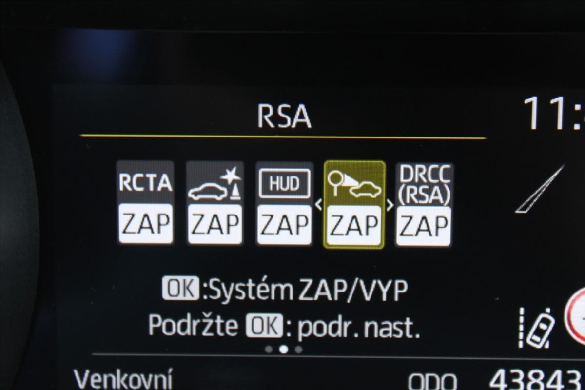 2022 Toyota YARIS - 20