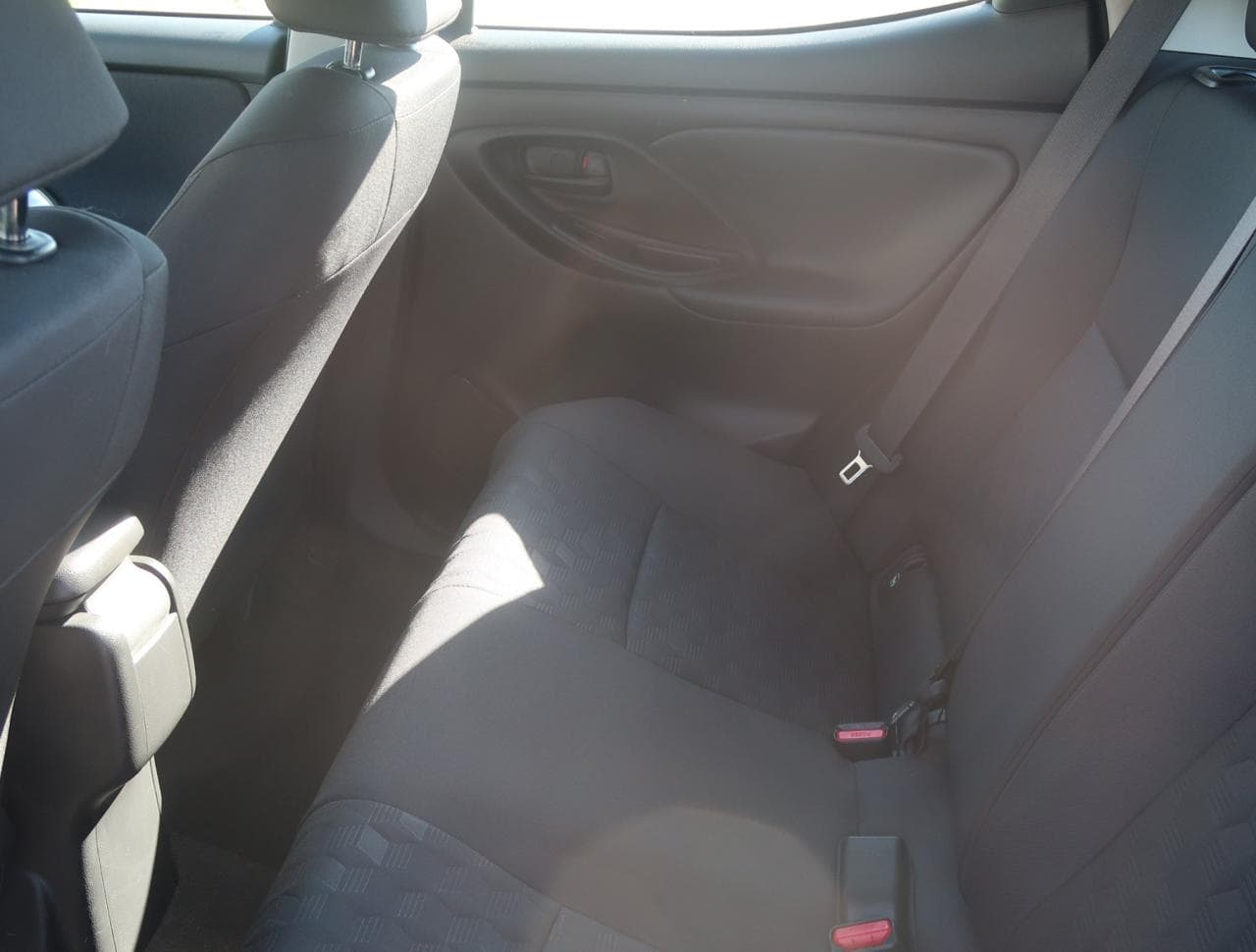 2025 Toyota YARIS - 26