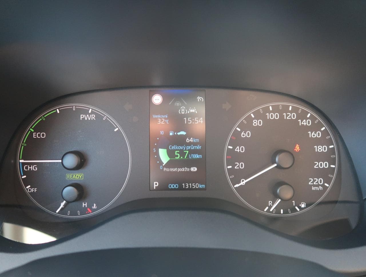 2025 Toyota YARIS - 30