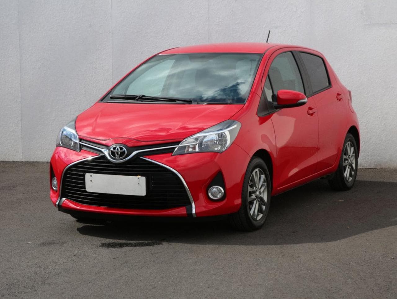 2019 Toyota YARIS - 5