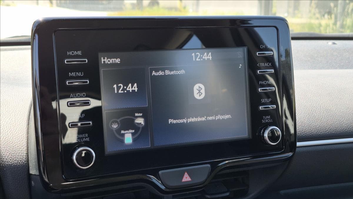 2021 Toyota YARIS - 23