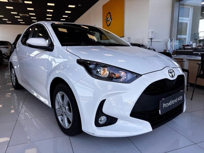 2024 Toyota YARIS - 3