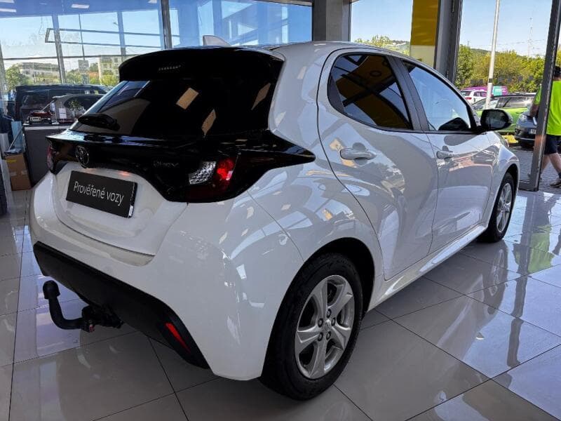 2024 Toyota YARIS - 6