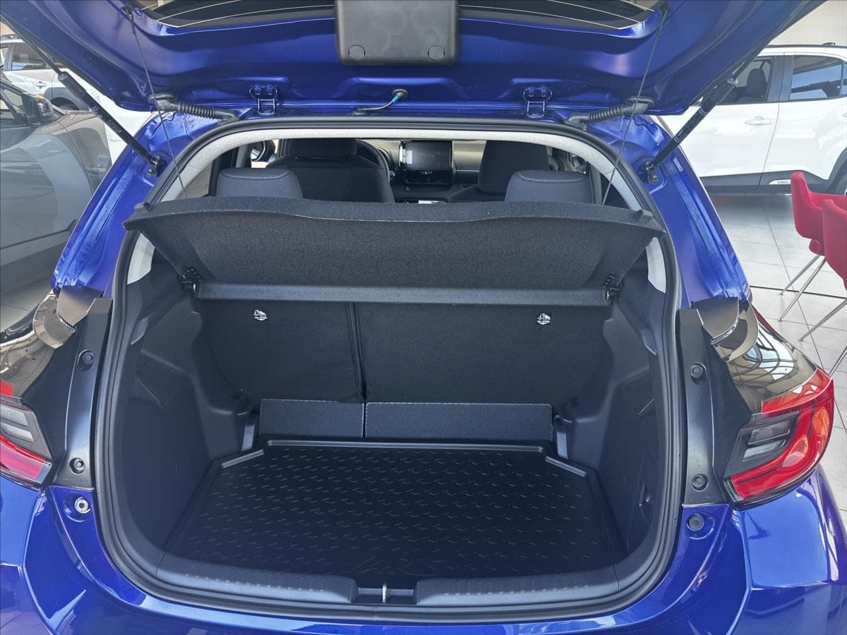 2026 Toyota YARIS - 5