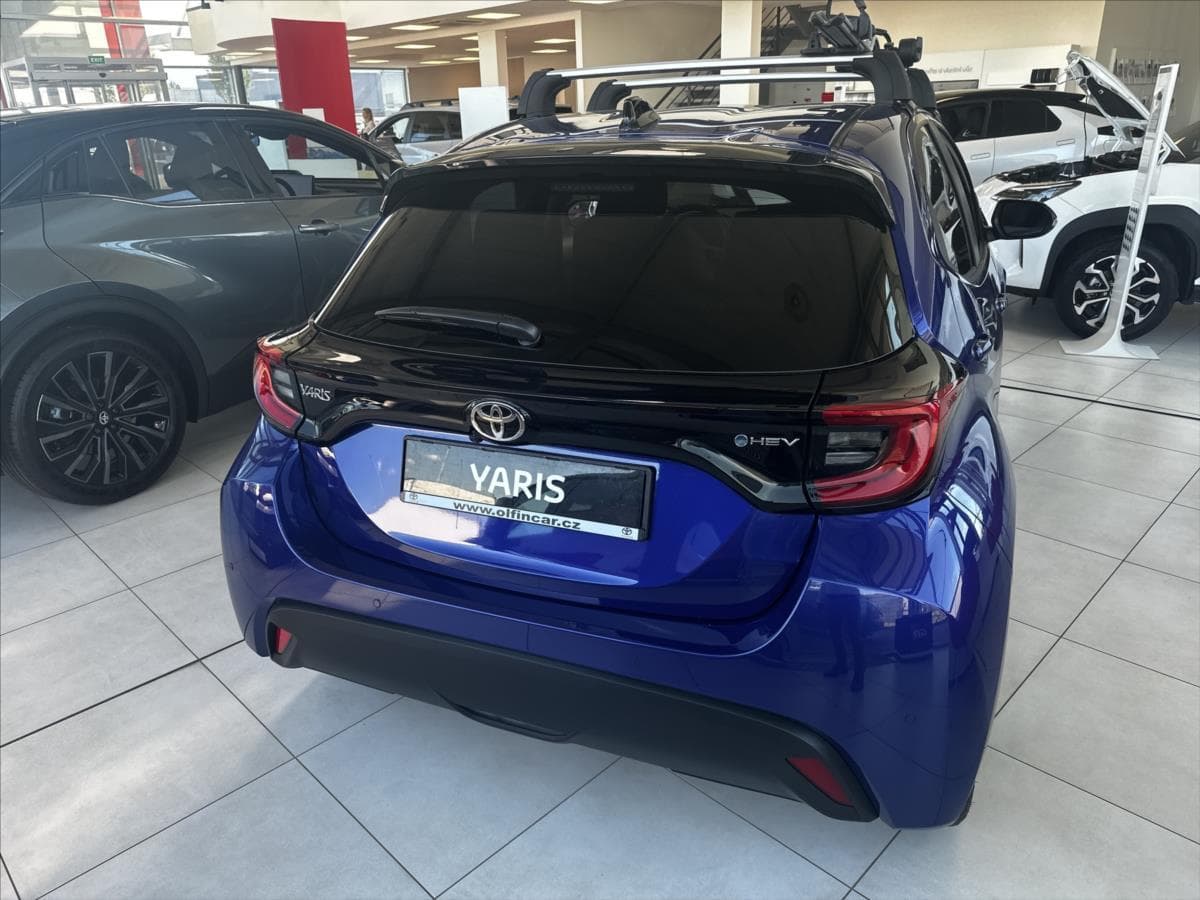 2026 Toyota YARIS - 4