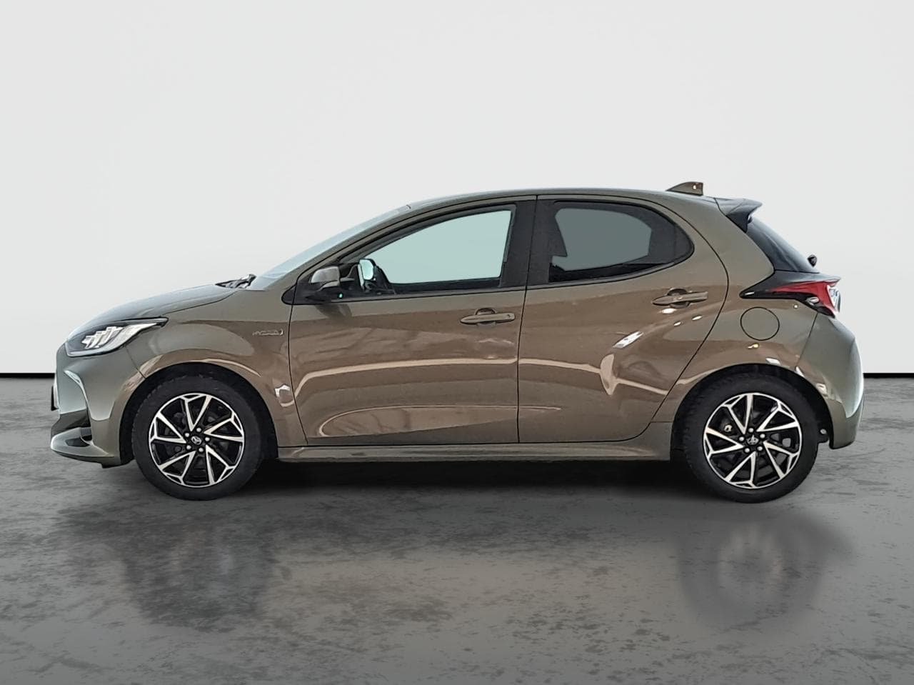 2021 Toyota YARIS - 4