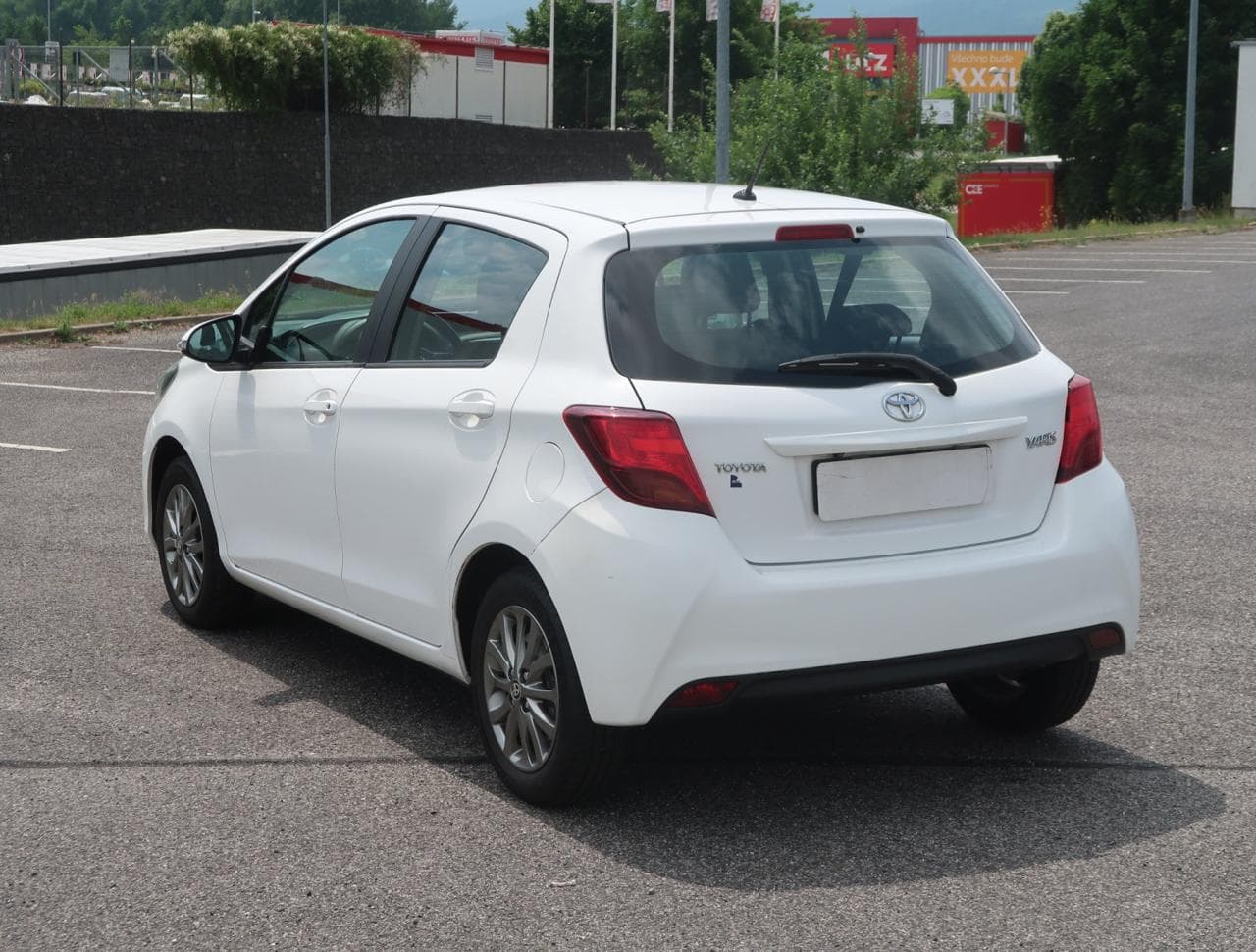 2017 Toyota YARIS - 5