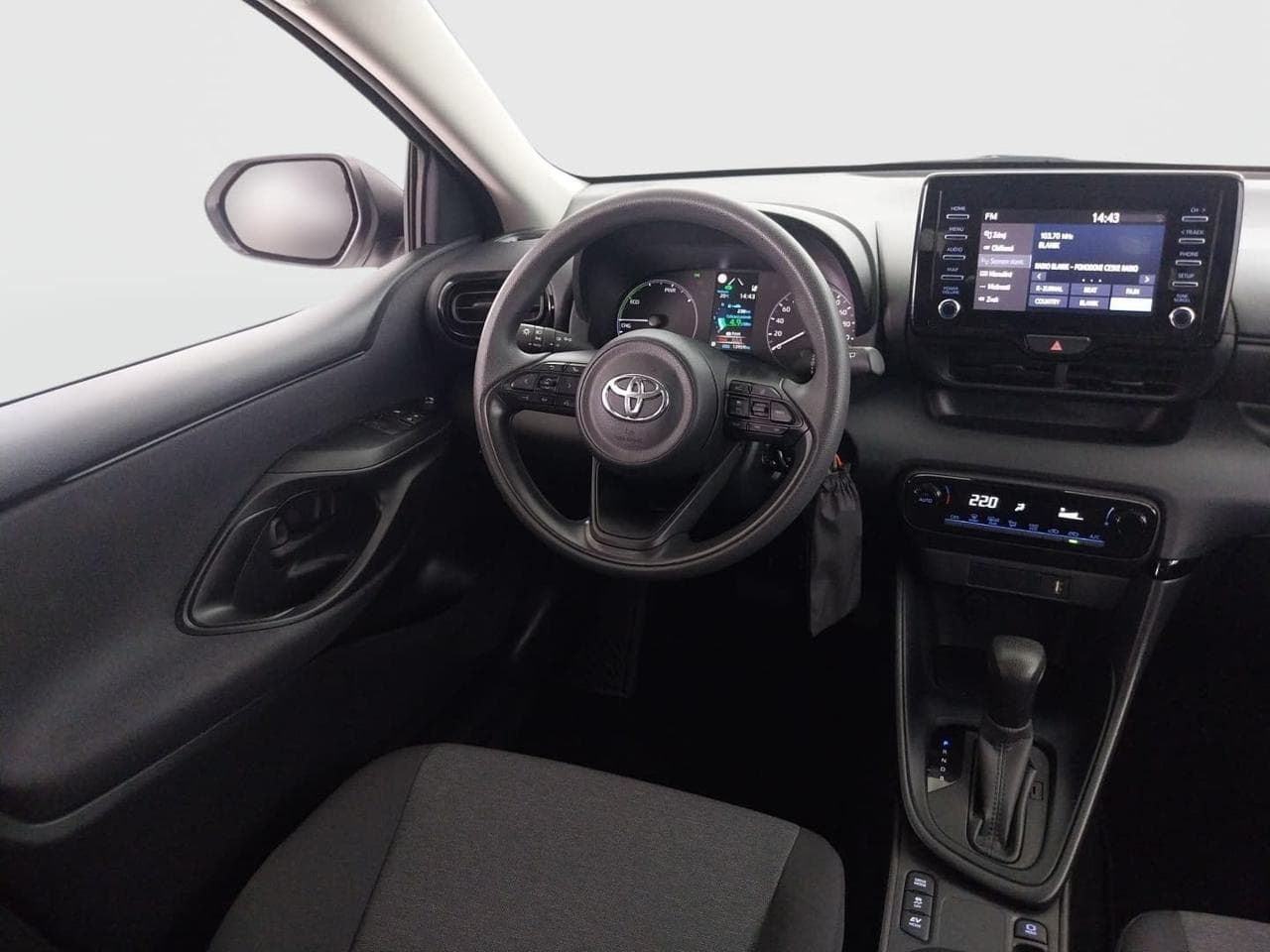 2024 Toyota YARIS - 9