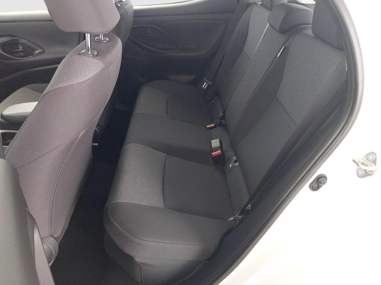 2024 Toyota YARIS - 15