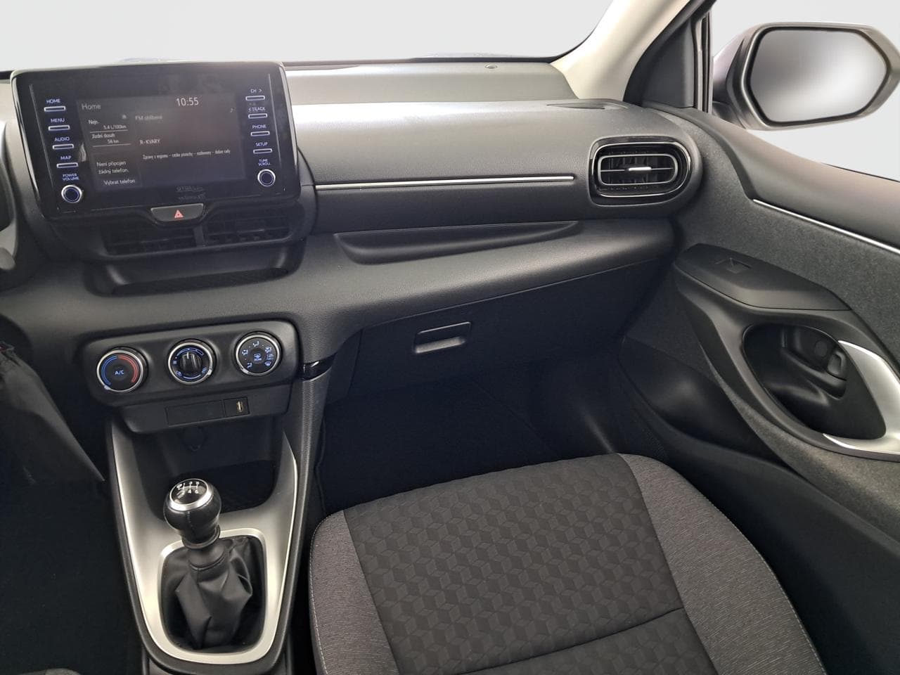 2021 Toyota YARIS - 11