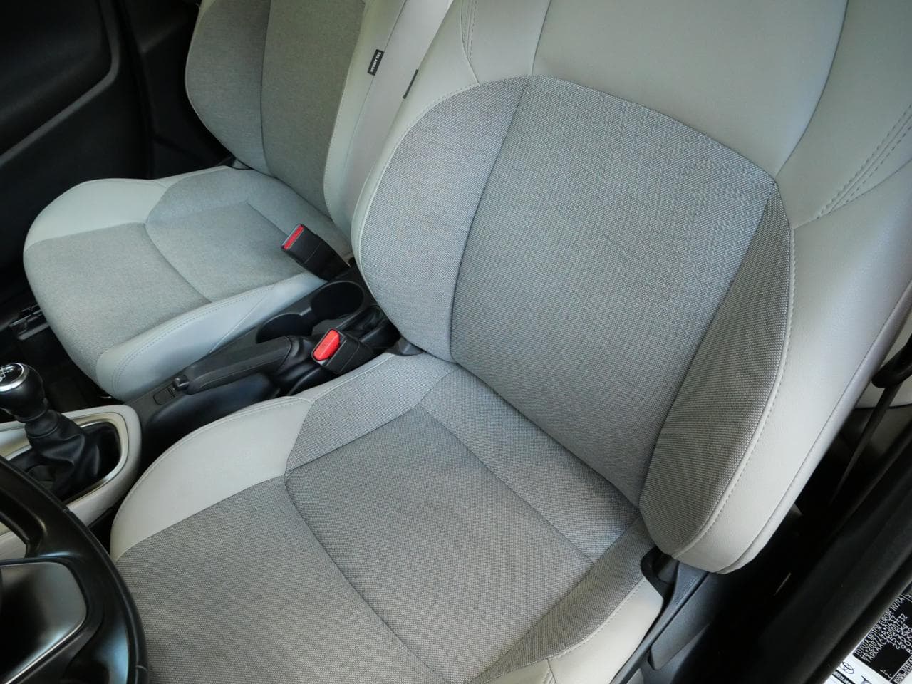 2023 Toyota YARIS - 9