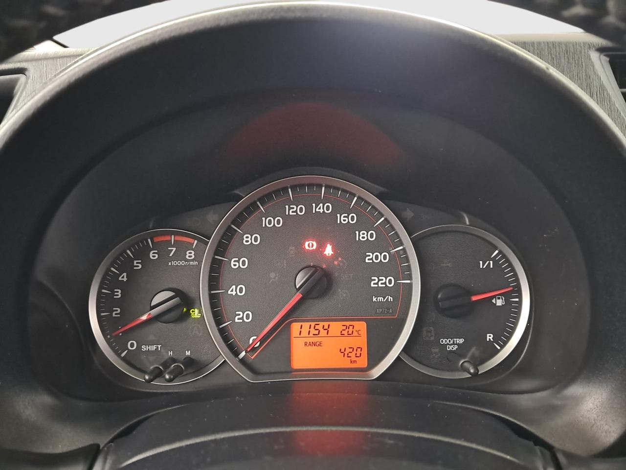 2011 Toyota YARIS - 17