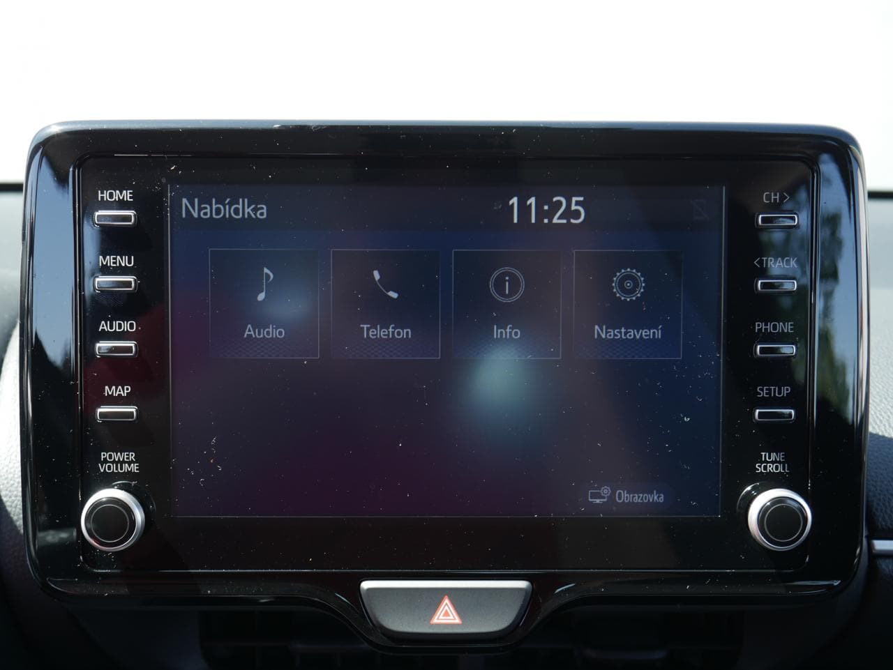 2023 Toyota YARIS - 17