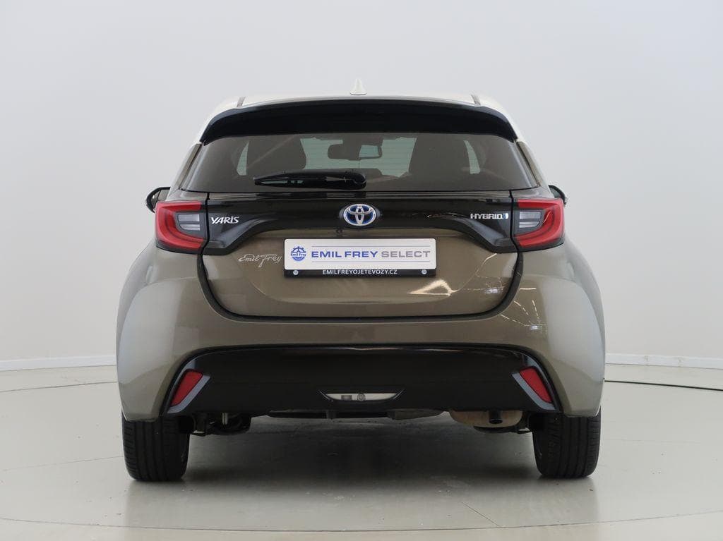 2021 Toyota YARIS - 7