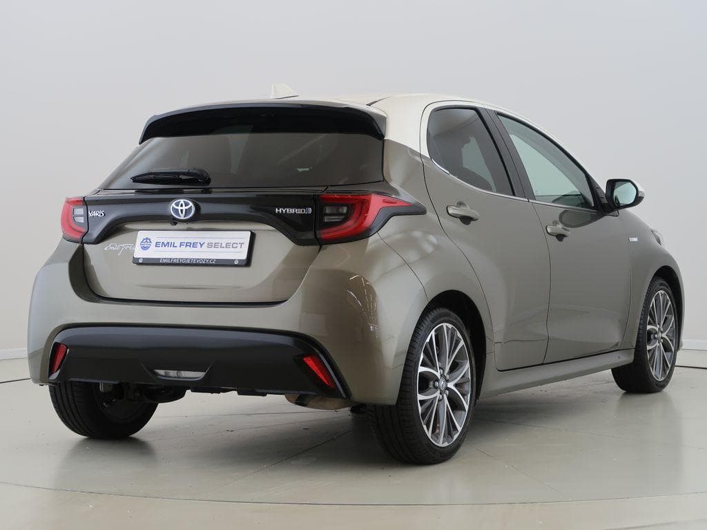 2021 Toyota YARIS - 6