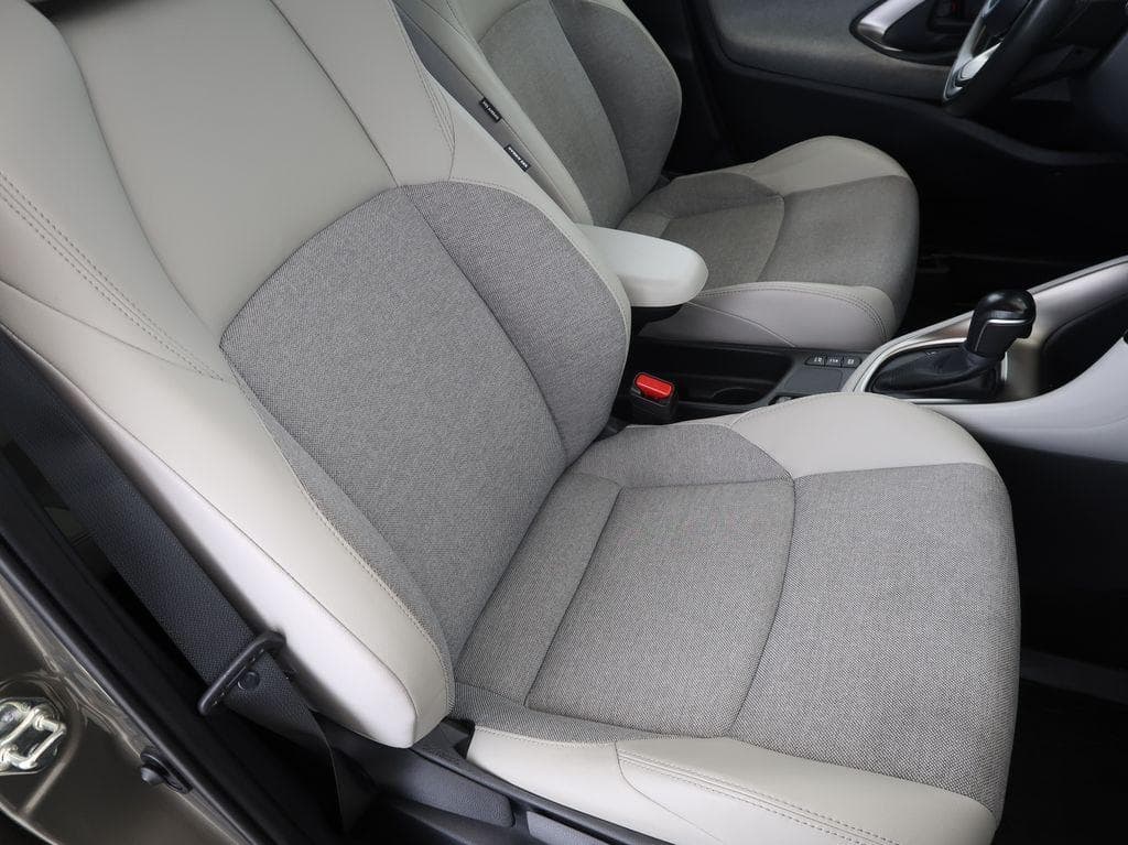 2021 Toyota YARIS - 15