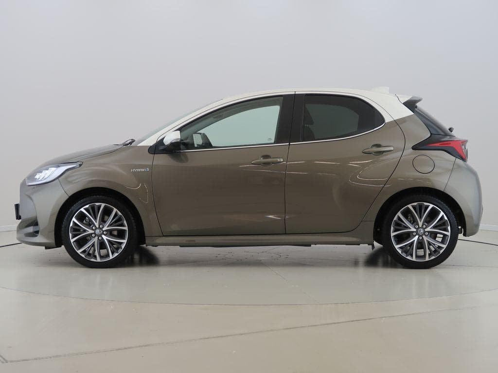 2021 Toyota YARIS - 9