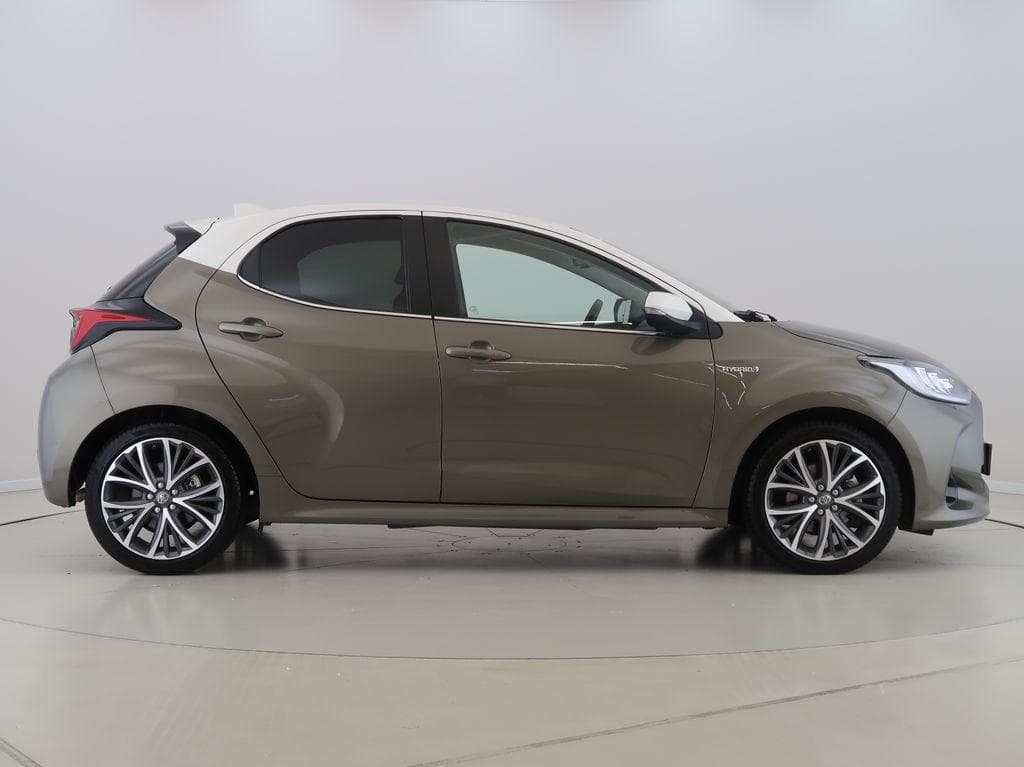 2021 Toyota YARIS - 5