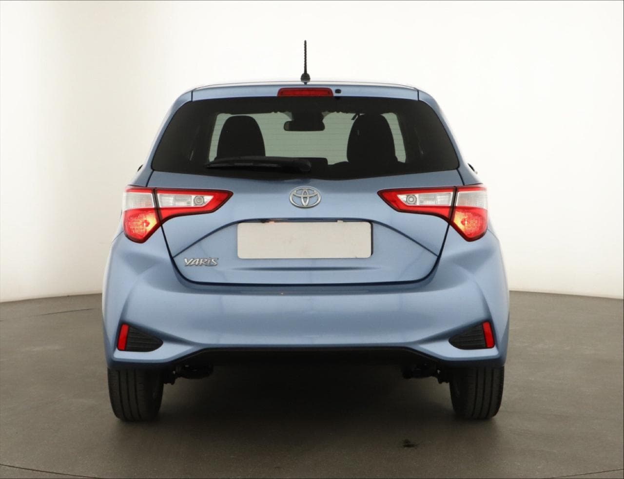 2017 Toyota YARIS - 6